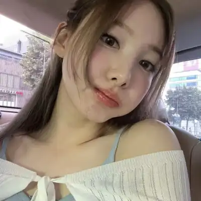 黄莉颖