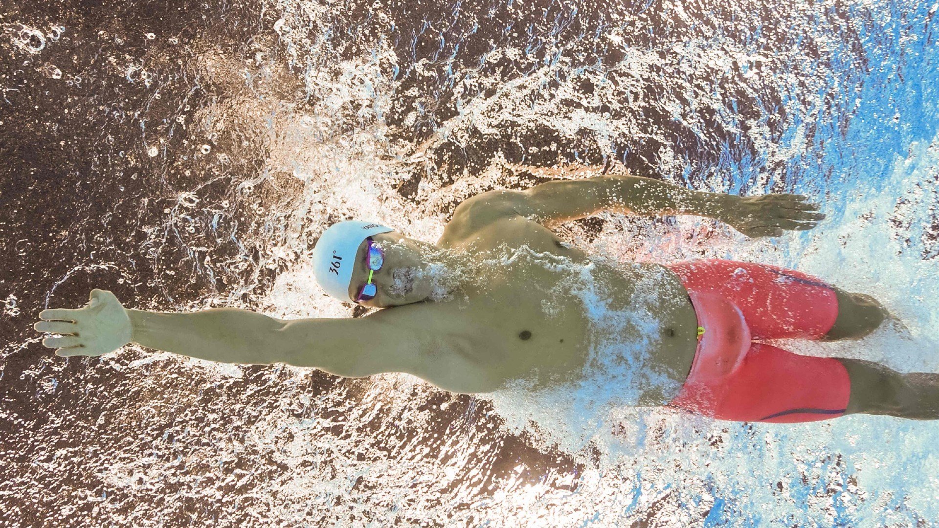 开云官方网-技术细节如何影响200蝶比赛表现